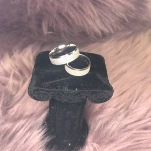 2 Sterling silver rings